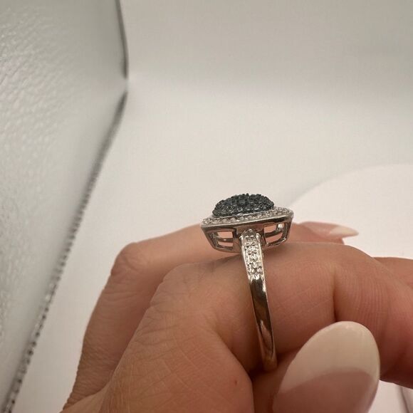SALE! Beautiful genuine fancy blue diamond silver tone ring!! - Picture 6 of 7